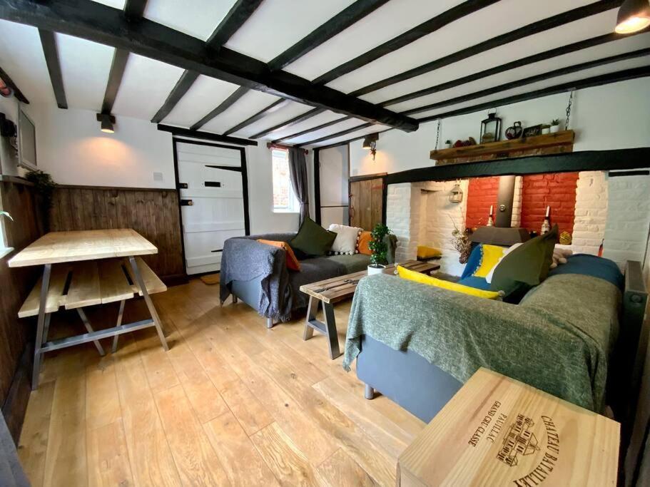 Beautiful 500 Year Old Listed Kentish Cottage Wingham Bagian luar foto